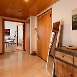 Modern Apartment In Parque Das Nacoes